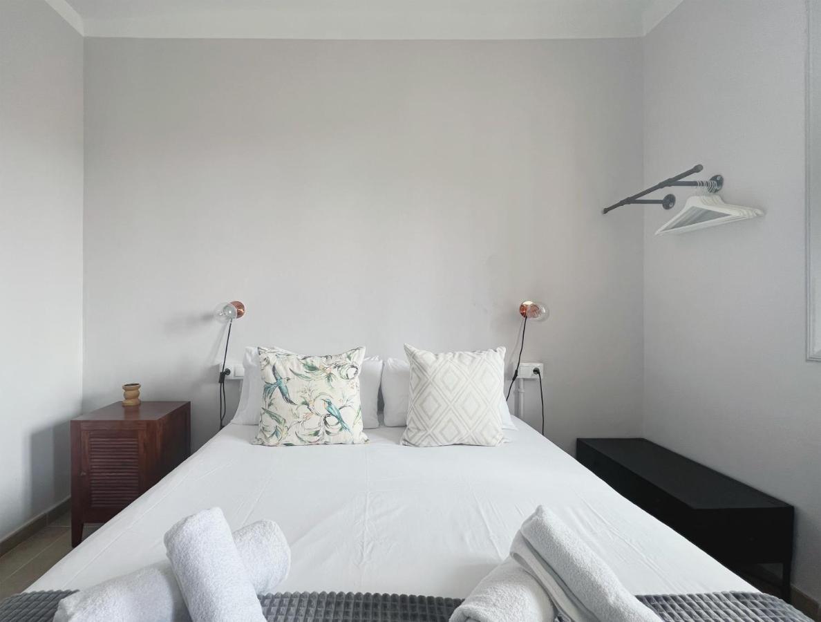 Stay U-Nique Apartments Fira Bcn Оспиталет-де-Льобрегат Экстерьер фото